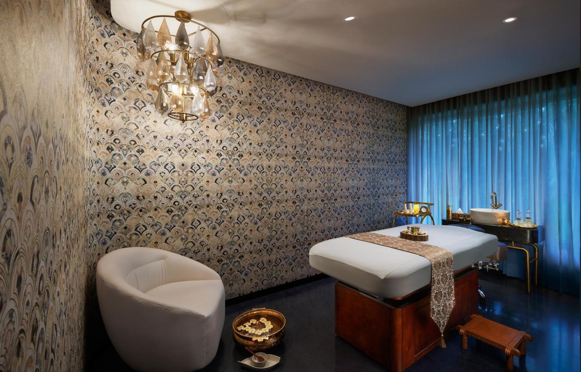 Hyatt Centric Sector17