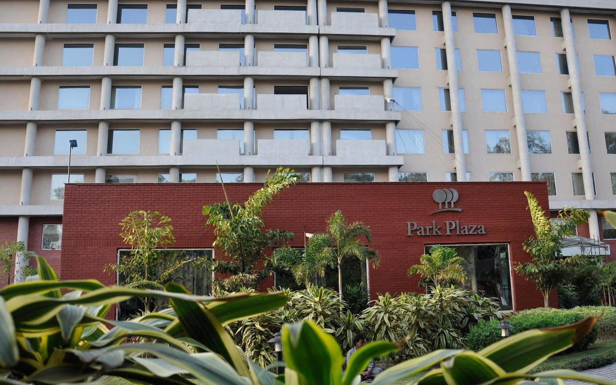 Hotel Hyatt Centric Sector17